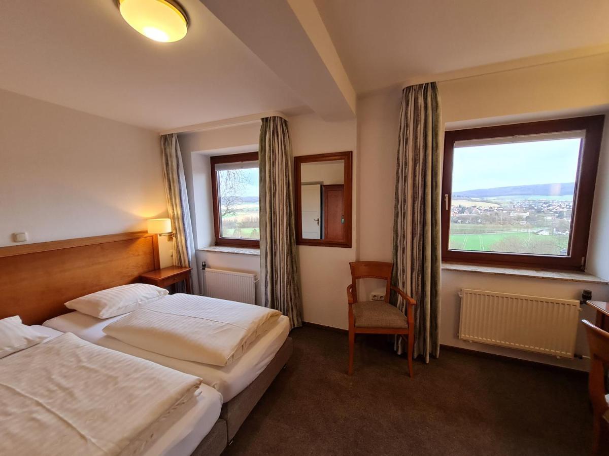 Hotel Waldquelle - Baumhaushotel Aerzen Bagian luar foto