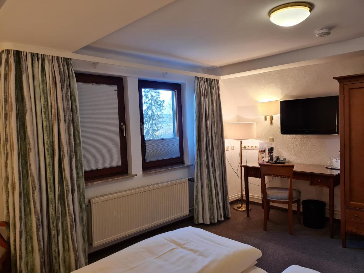 Hotel Waldquelle - Baumhaushotel Aerzen Bagian luar foto