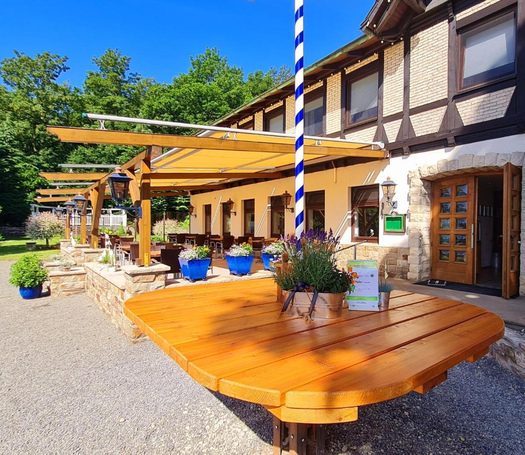 Hotel Waldquelle - Baumhaushotel Aerzen Bagian luar foto