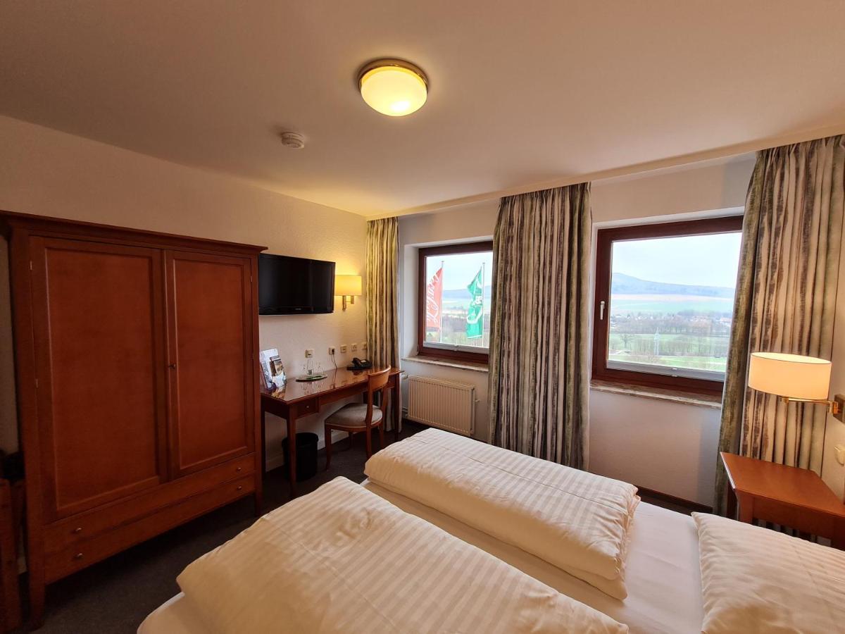 Hotel Waldquelle - Baumhaushotel Aerzen Bagian luar foto