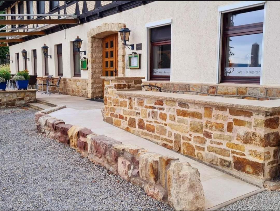 Hotel Waldquelle - Baumhaushotel Aerzen Bagian luar foto