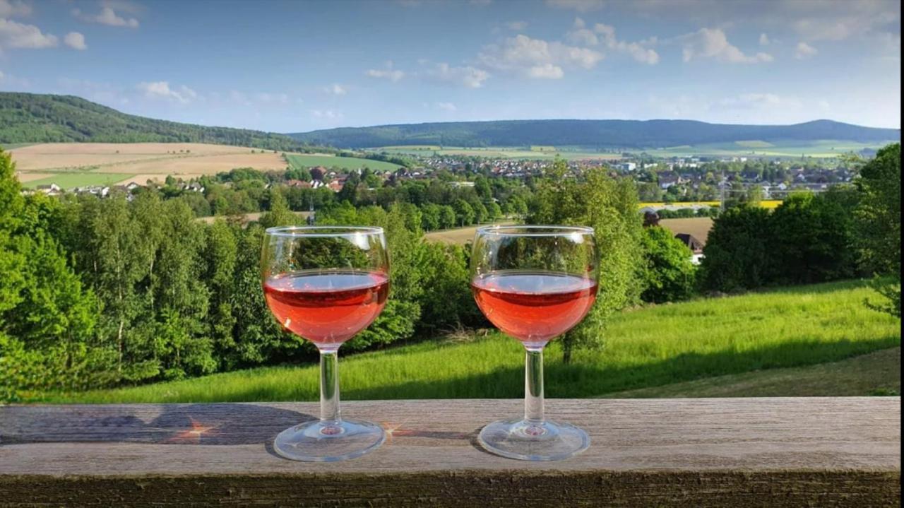 Hotel Waldquelle - Baumhaushotel Aerzen Bagian luar foto