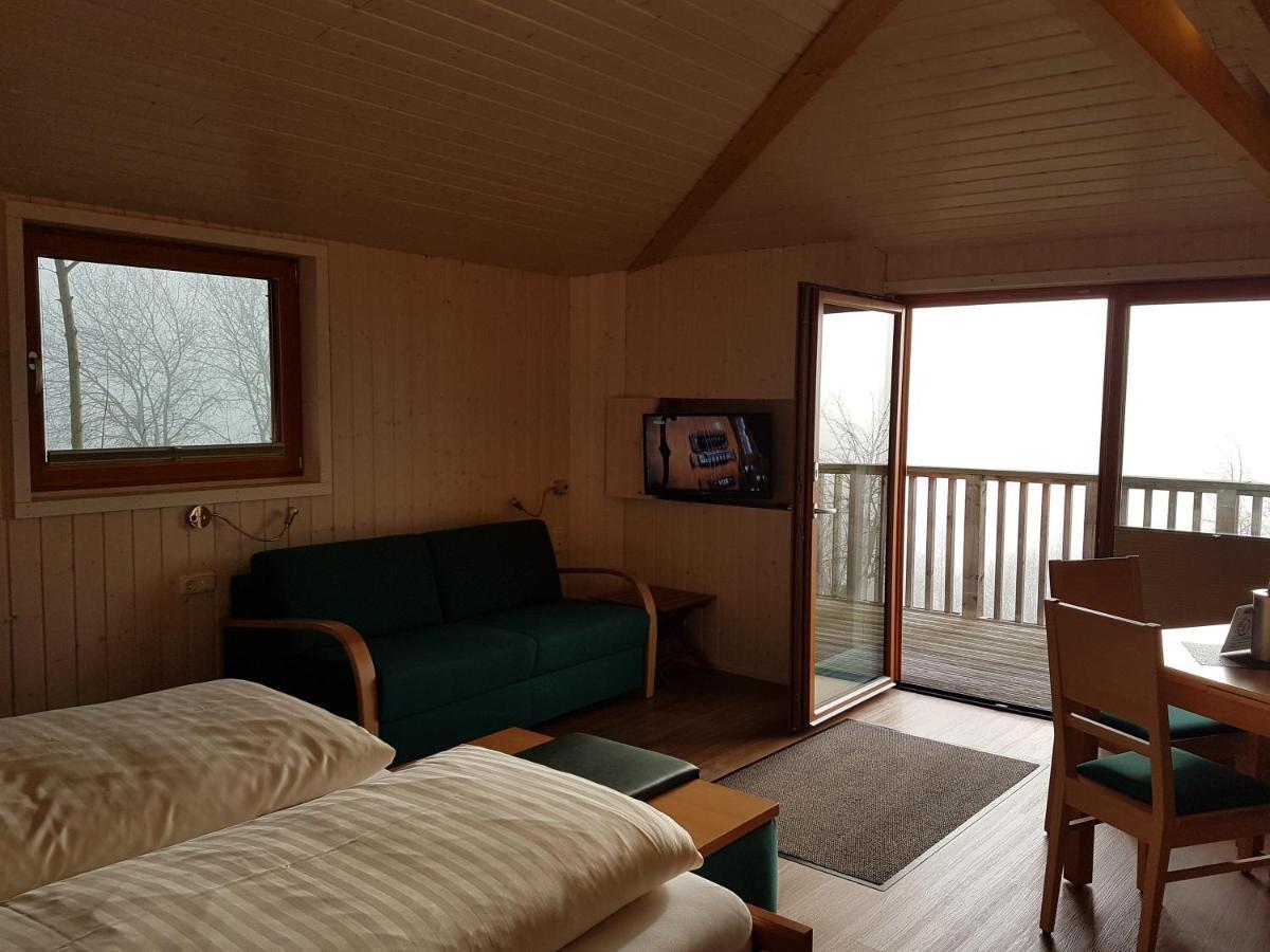 Hotel Waldquelle - Baumhaushotel Aerzen Bagian luar foto