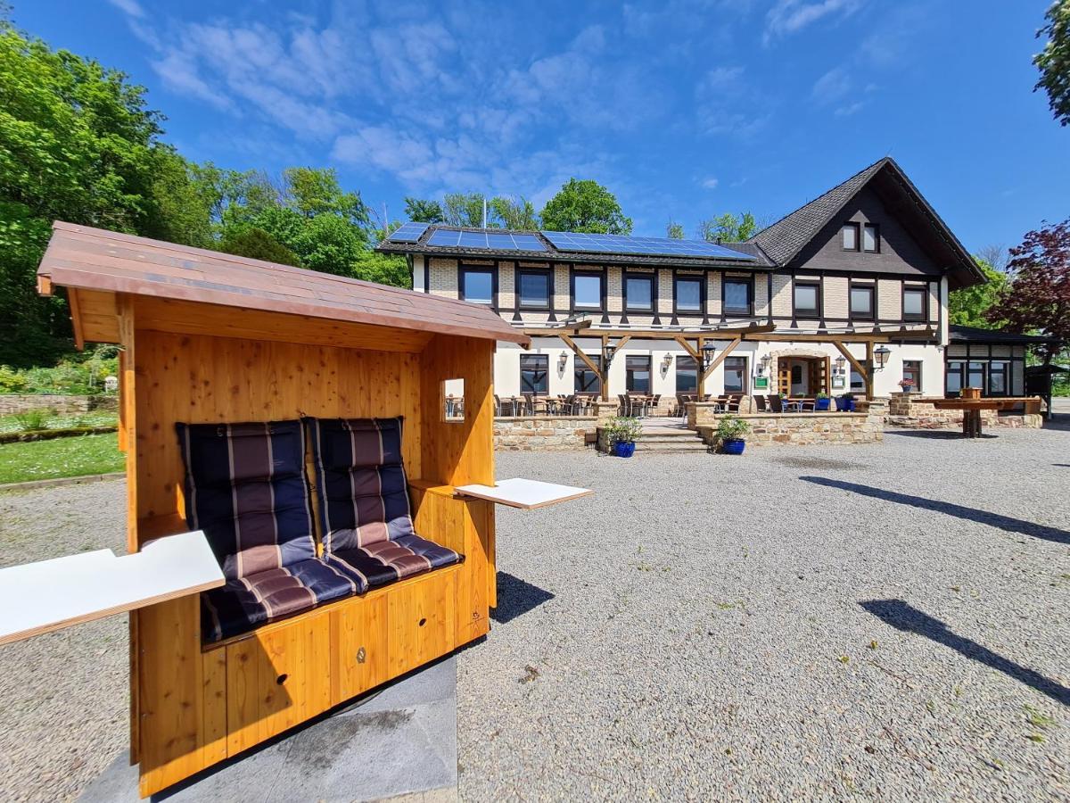 Hotel Waldquelle - Baumhaushotel Aerzen Bagian luar foto